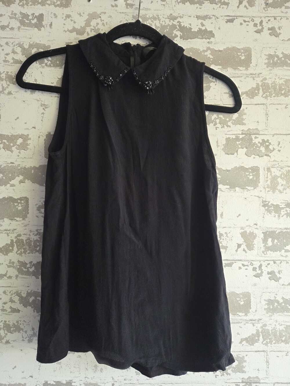 ​Hallhuber Black Sleeveless Top Embellished Peter Pan Collar Size Small